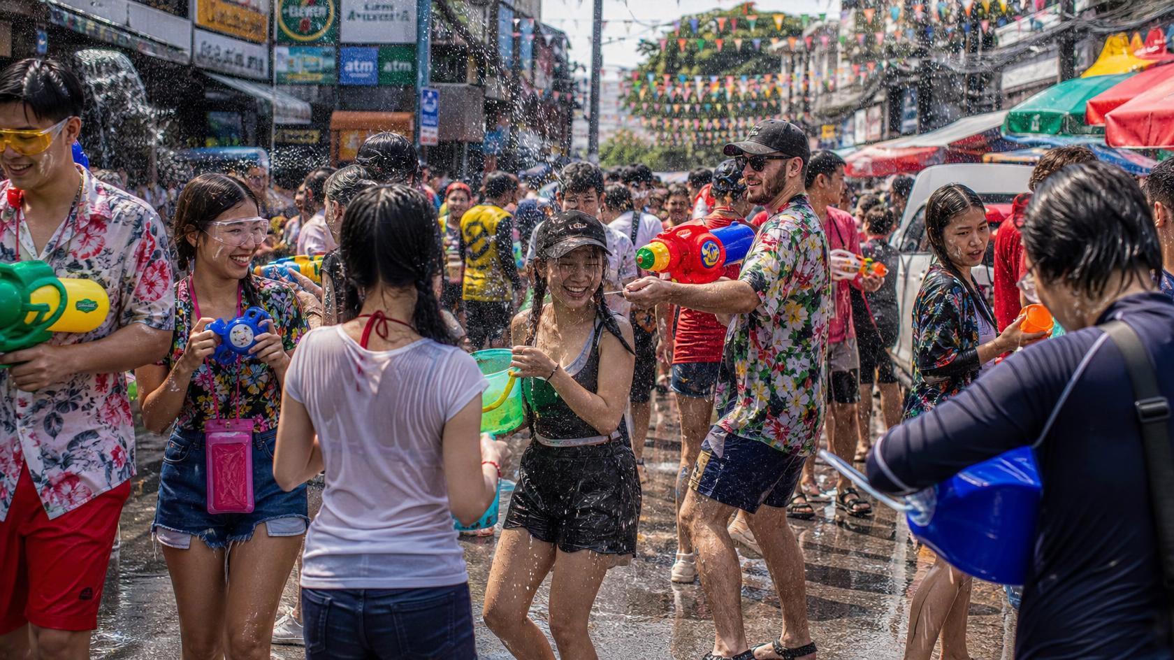 Songkran - water festival of Thailand — photo 2