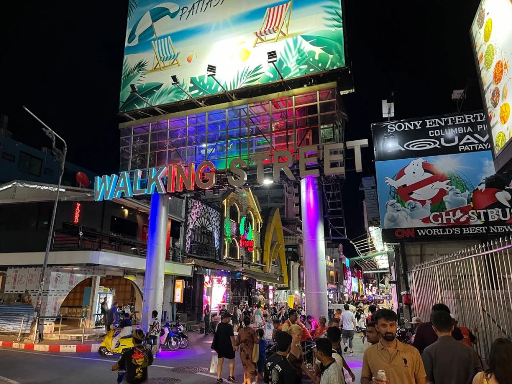 Pattaya Walking Street and expectations